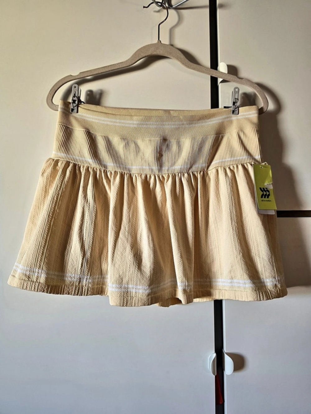 All in Motion Women's Seamless Cable Knit Skort Yellow